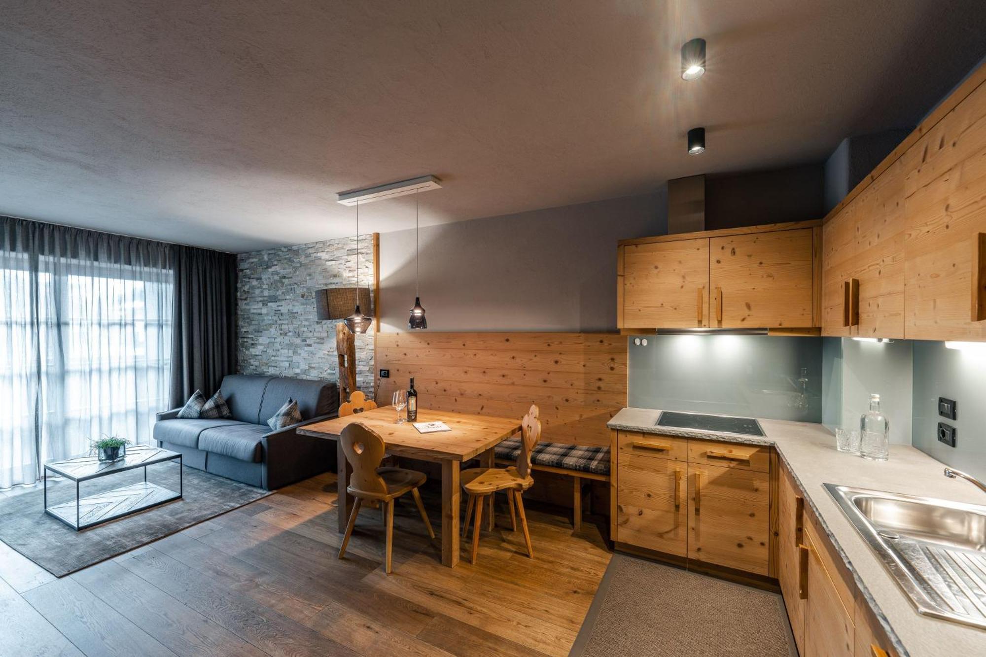 Sportony Mountain Lodges La Villa  Eksteriør billede